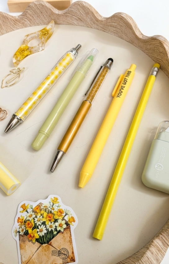 The Sunshine Desk Set