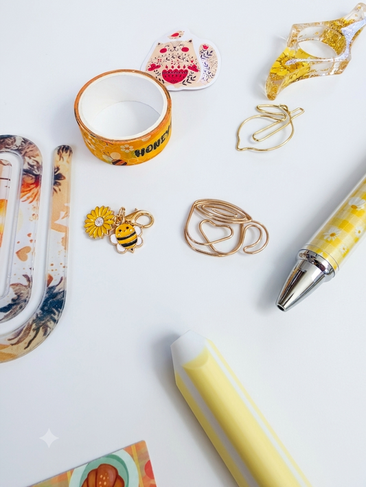 The Sunshine Desk Set