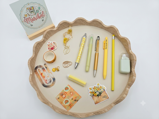 The Sunshine Desk Set
